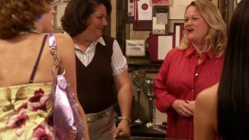 Carole Gutierrez and Molly Shannon in Kath & Kim (2008)