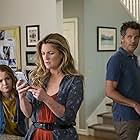 Drew Barrymore, Timothy Olyphant, and Liv Hewson in Santa Clarita Diet (2017)