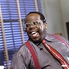 Cedric The Entertainer in Serving Sara (2002)