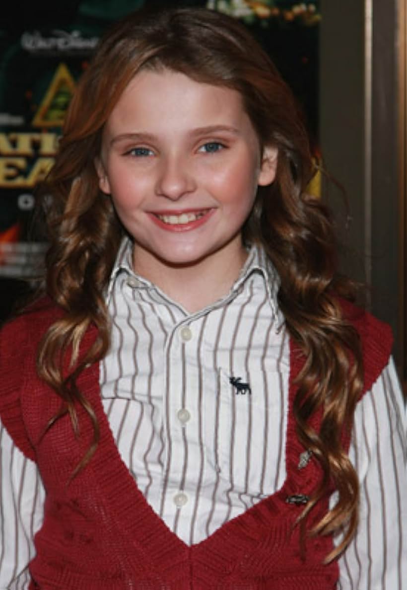 Abigail Breslin at an event for National Treasure: Book of Secrets (2007)