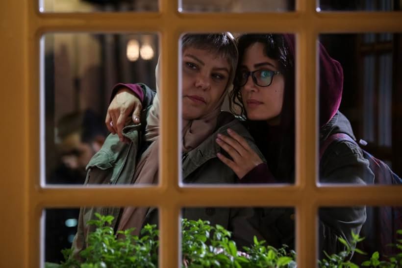 Afsaneh Chehreh Azad and Elnaz Shakerdoost in All Through the Night (2020)