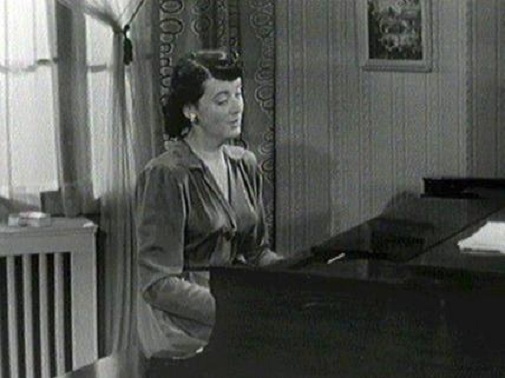 Gisele MacKenzie in Canadian Talent Showcase No. 4: Songs by Gisele with Gisele MacKenzie (1951)