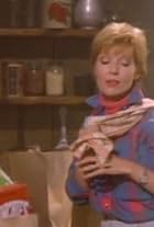 Anne Schedeen in ALF (1986)