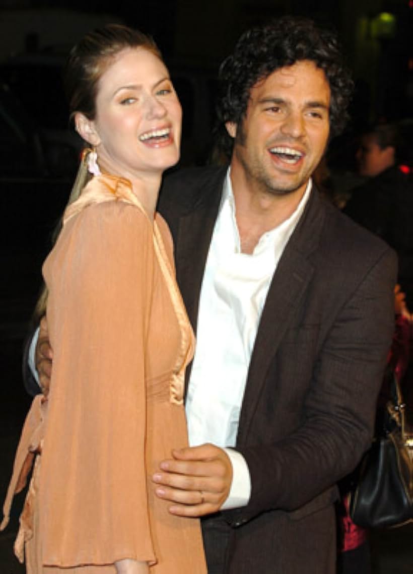 Sunrise Coigney and Mark Ruffalo at an event for Vizi di famiglia (2005)