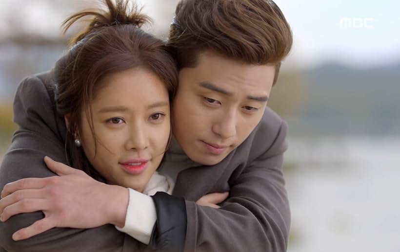 Hwang Jeong-eum and Park Seo-joon in She Was Pretty (2015)