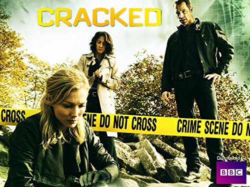 David Sutcliffe, Stefanie von Pfetten, and Mayko Nguyen in Cracked (2013)