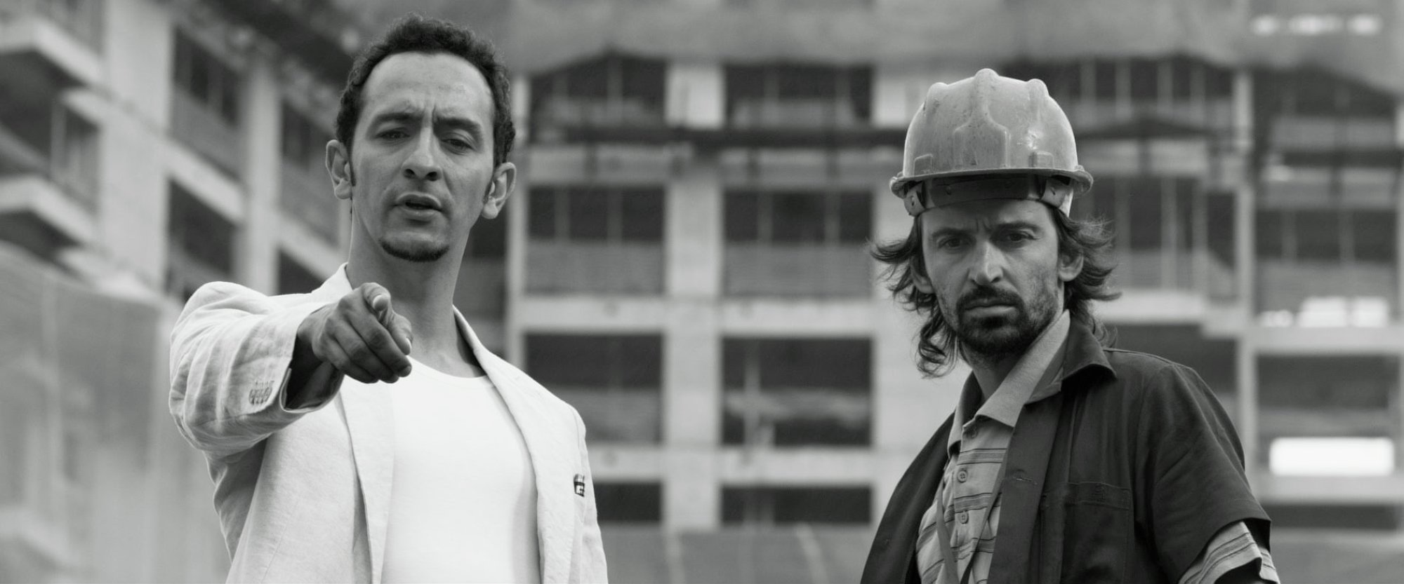 Júlio Andrade and Irandhir Santos in Obra (2014)