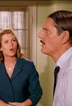 Elizabeth Montgomery and Dick York in Bewitched (1964)