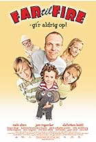 Jess Ingerslev, Niels Olsen, Sidse Mickelborg, Jakob Wilhjelm Poulsen, Kasper Ruwai Berg Kesje, and Kathrine Bremerskov Kaysen in Far til Fire Gi'r Aldrig Op (2005)