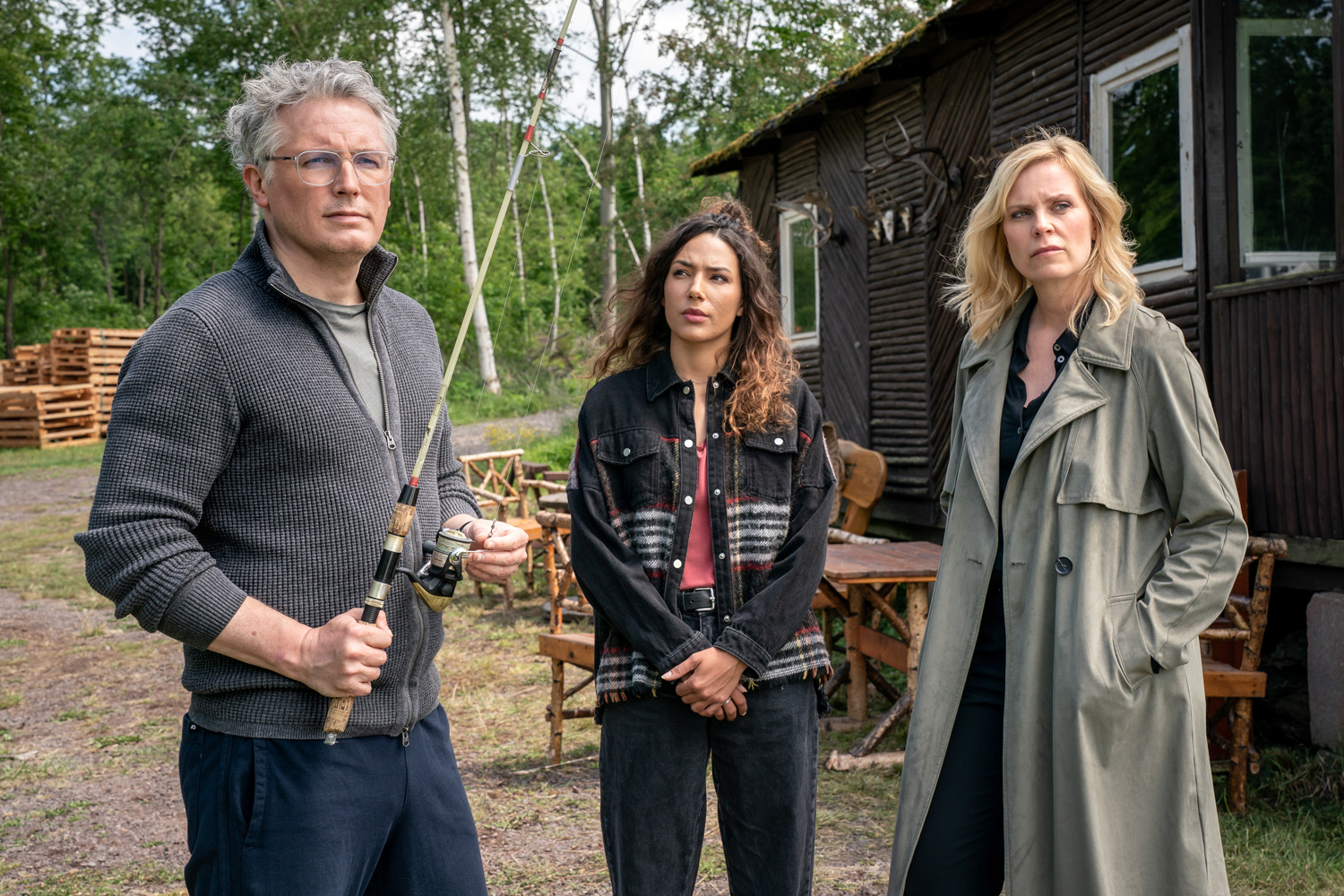 Melanie Marschke, Max Urlacher, and Amy Mußul in Schutzbefohlen (2023)