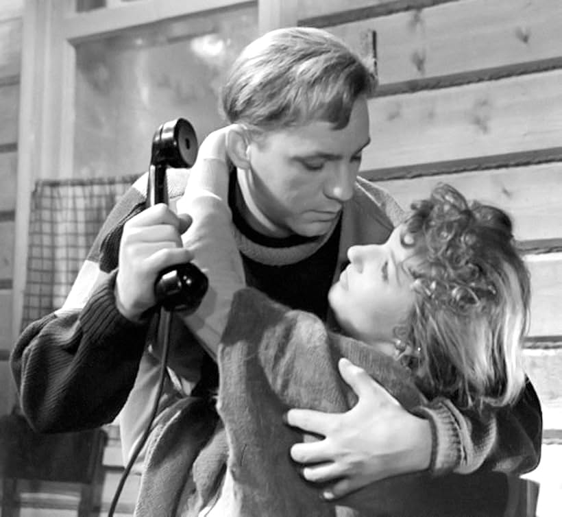 Nikolay Rybnikov and Nadezhda Rumyantseva in The Girls (1962)