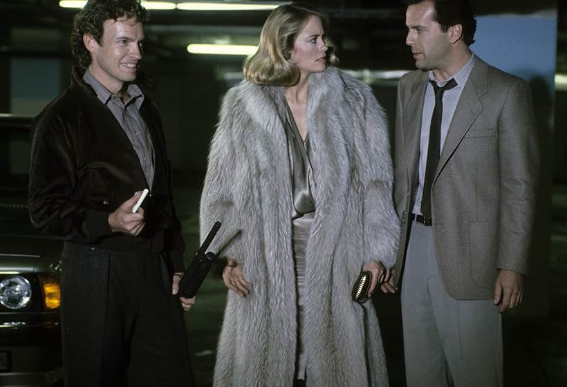 Bruce Willis, Cybill Shepherd, and Gary Graham in Moonlighting (1985)