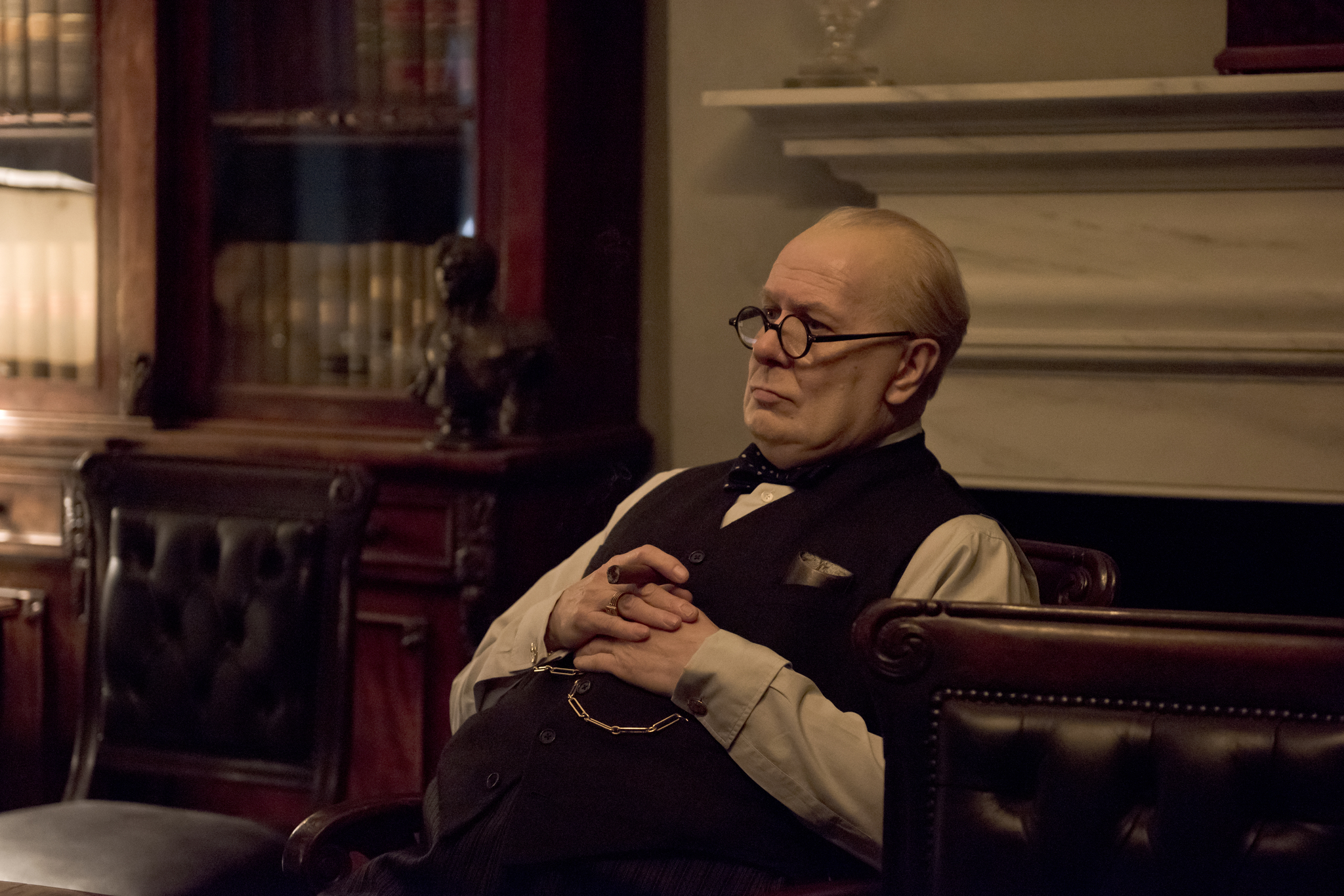 Gary Oldman in Darkest Hour (2017)