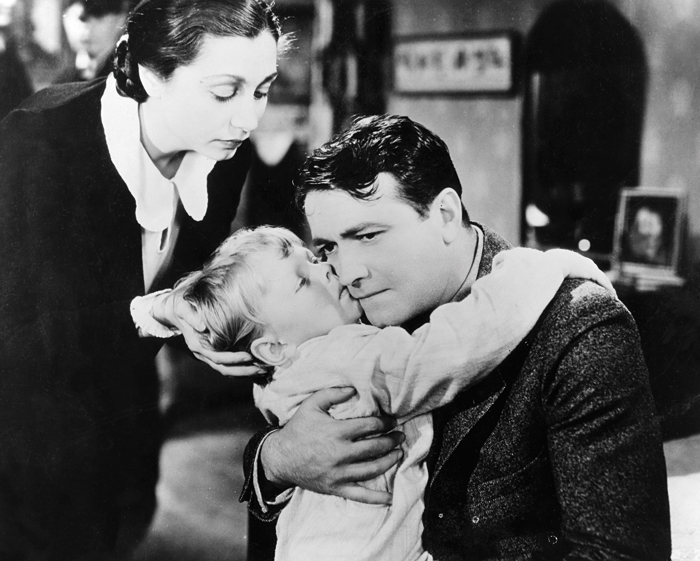 Richard Barthelmess, Ronnie Cosby, and Aline MacMahon in Heroes for Sale (1933)