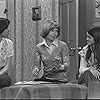 Valerie Bertinelli, Bonnie Franklin, and Mackenzie Phillips in One Day at a Time (1975)