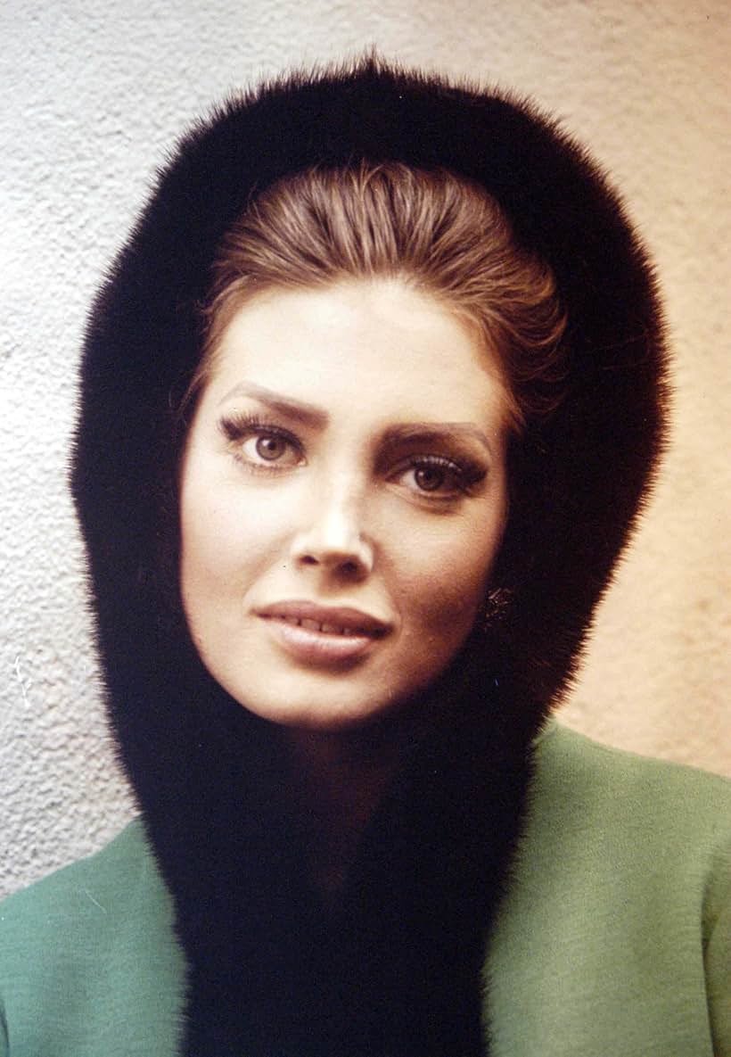 Gayle Hunnicutt