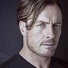 Toby Stephens