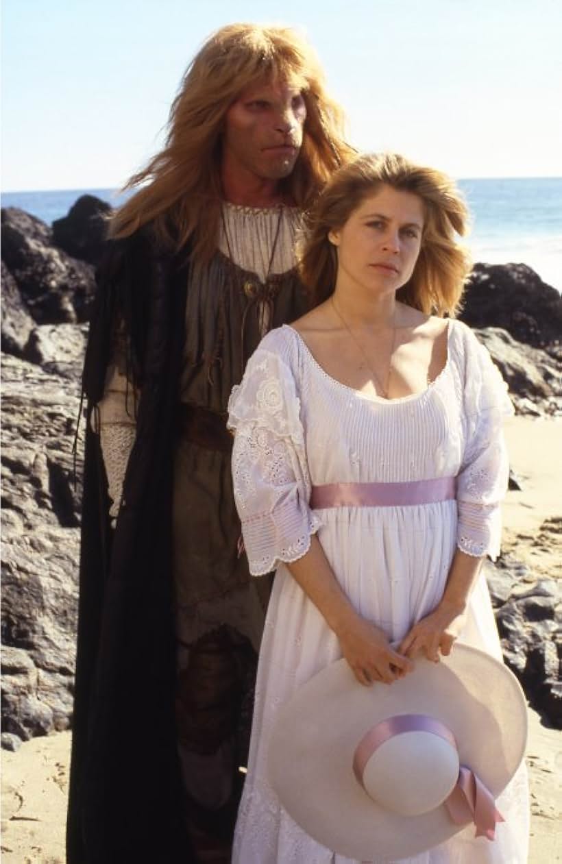 Linda Hamilton and Ron Perlman in Beauty and the Beast (1987)