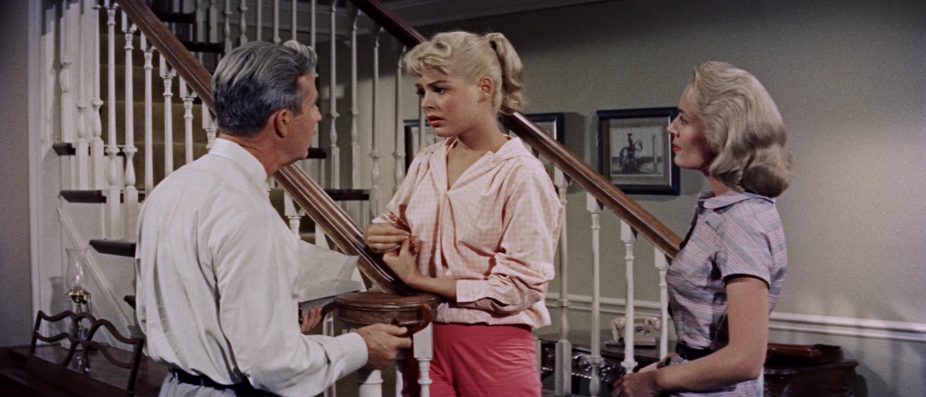 Sandra Dee, Mary LaRoche, and Arthur O'Connell in Gidget (1959)