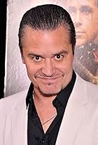 Mike Patton at an event for El lugar donde todo termina (2012)