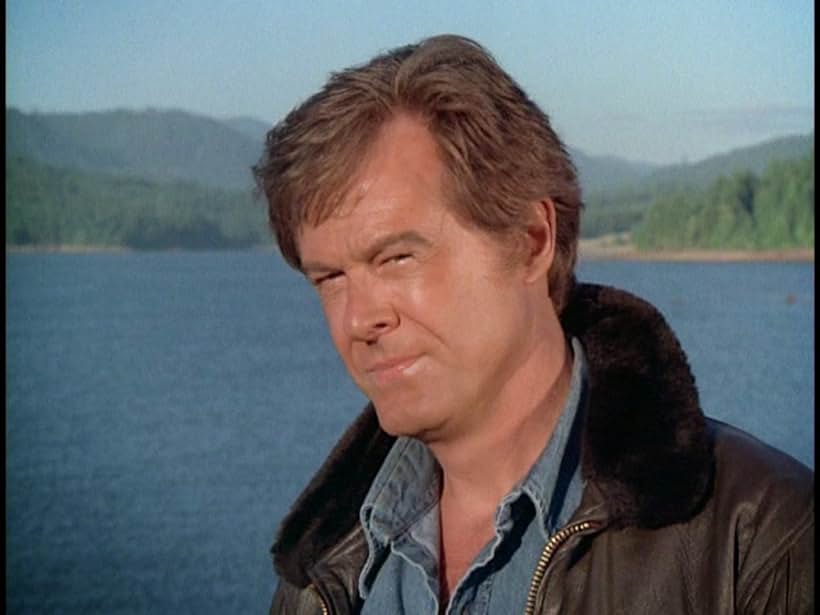 Robert Culp in Flood (1976)