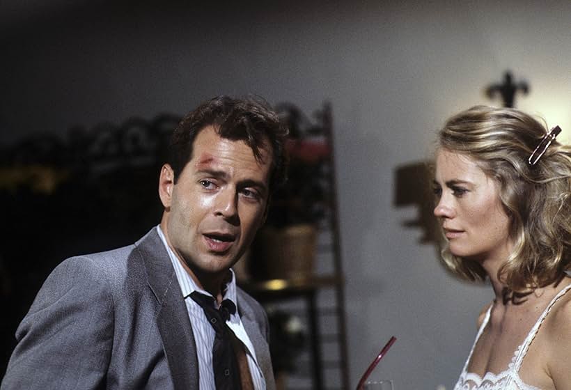 Bruce Willis and Cybill Shepherd in Moonlighting (1985)