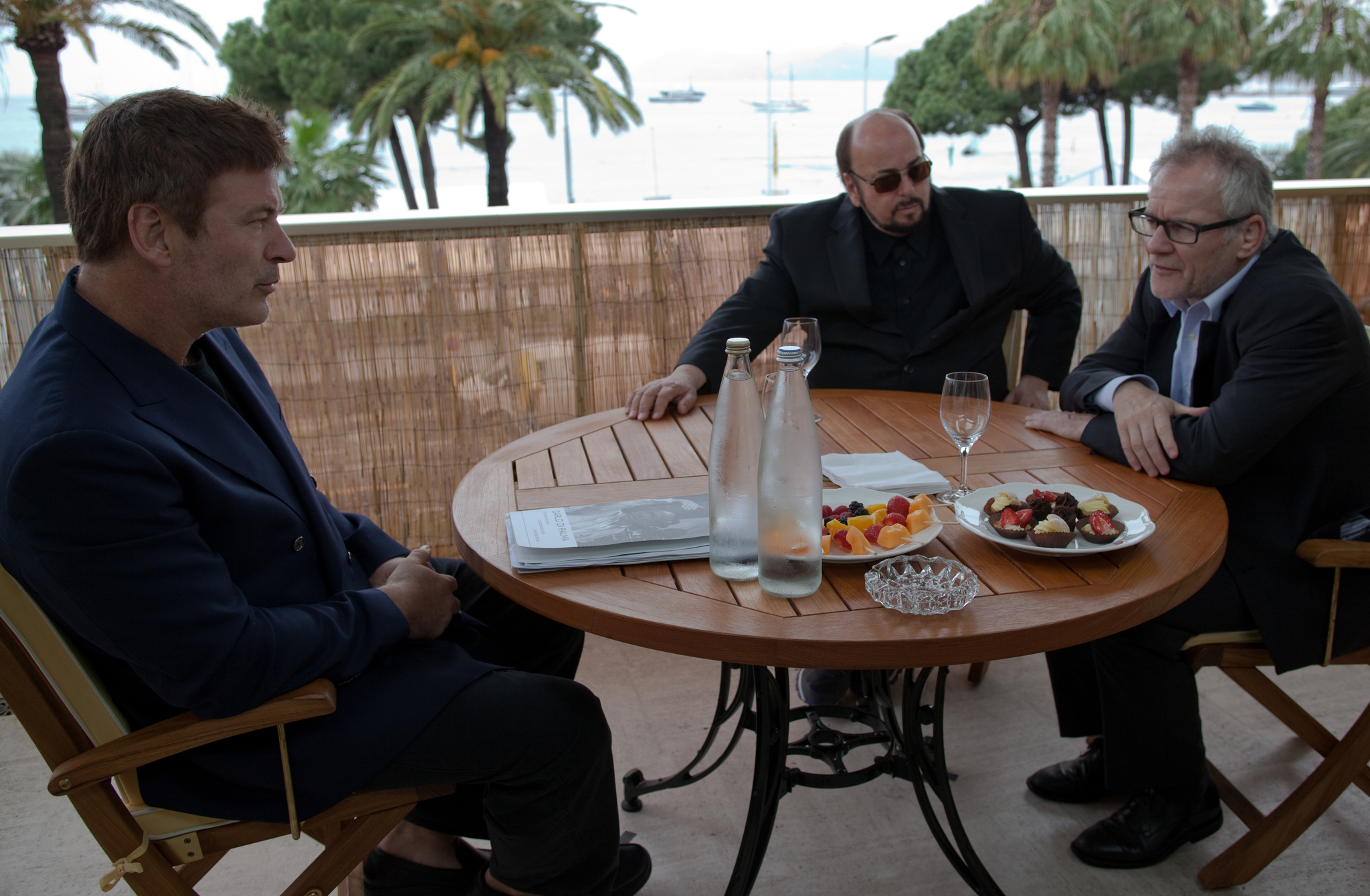 Alec Baldwin, James Toback, and Thierry Frémaux in Seduced and Abandoned (2013)