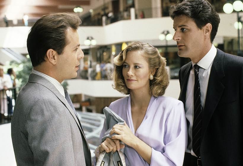 Bruce Willis, Cybill Shepherd, and Charles Rocket in Moonlighting (1985)