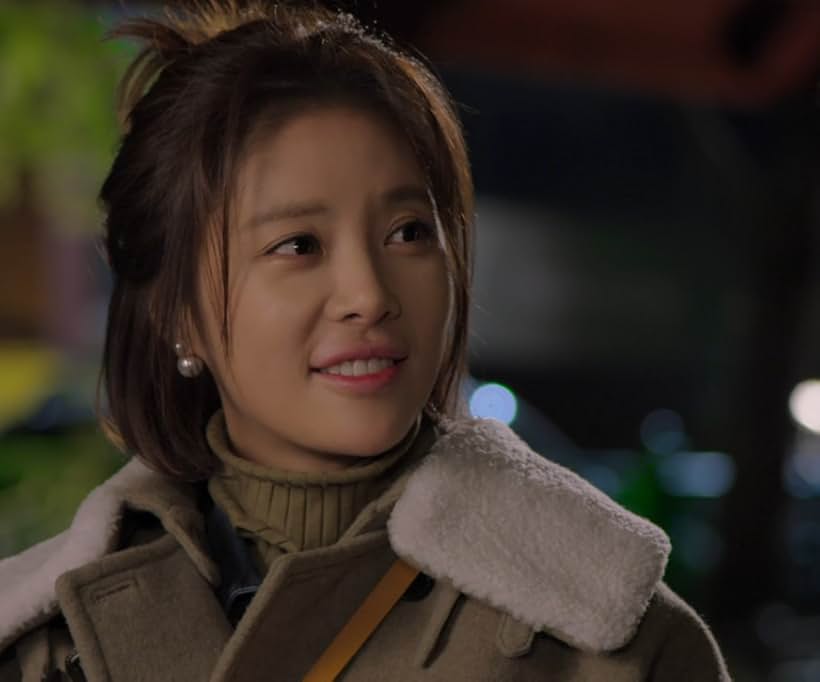 Hwang Jeong-eum in She Was Pretty (2015)