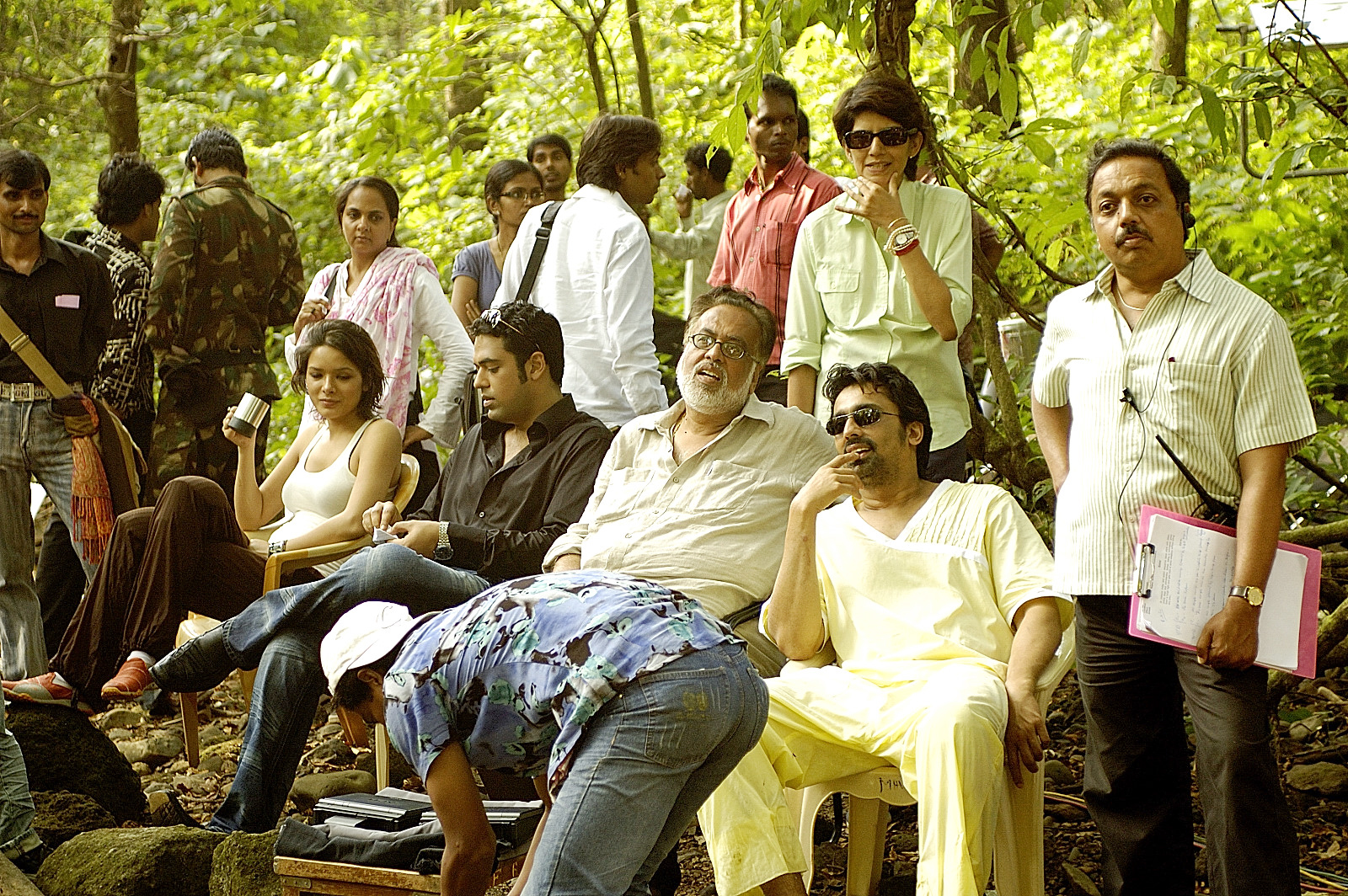 Jag Mundhra, Rajesh Rathi, Udita Goswami, Anuj Saxena, and Sameer Kochhar in Chase (2010)