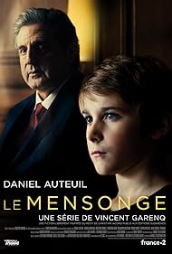 Daniel Auteuil and Alex Terrier-Thiebaux in Le mensonge (2020)