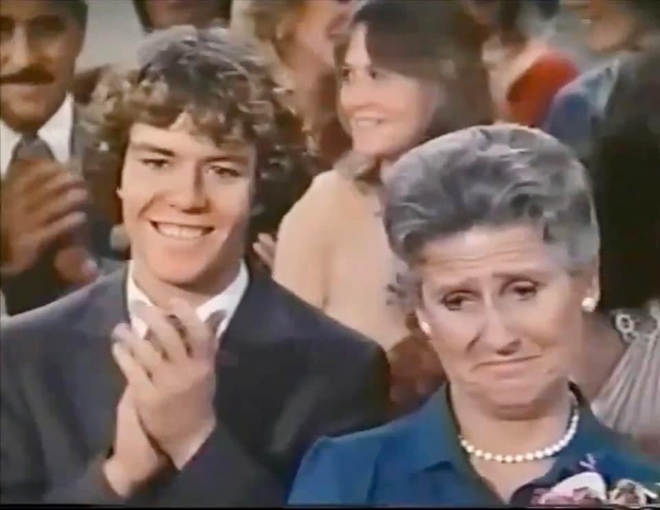 Ann B. Davis and Mike Lookinland in The Brady Girls Get Married (1981)