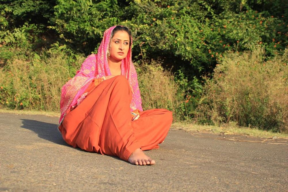 Jaspinder Cheema in Ek Anokhi Dulhan - Saavi (2017)