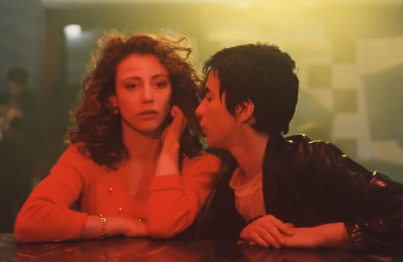 Rita Blanco and Alexandra Lencastre in Filha da Mãe (1990)