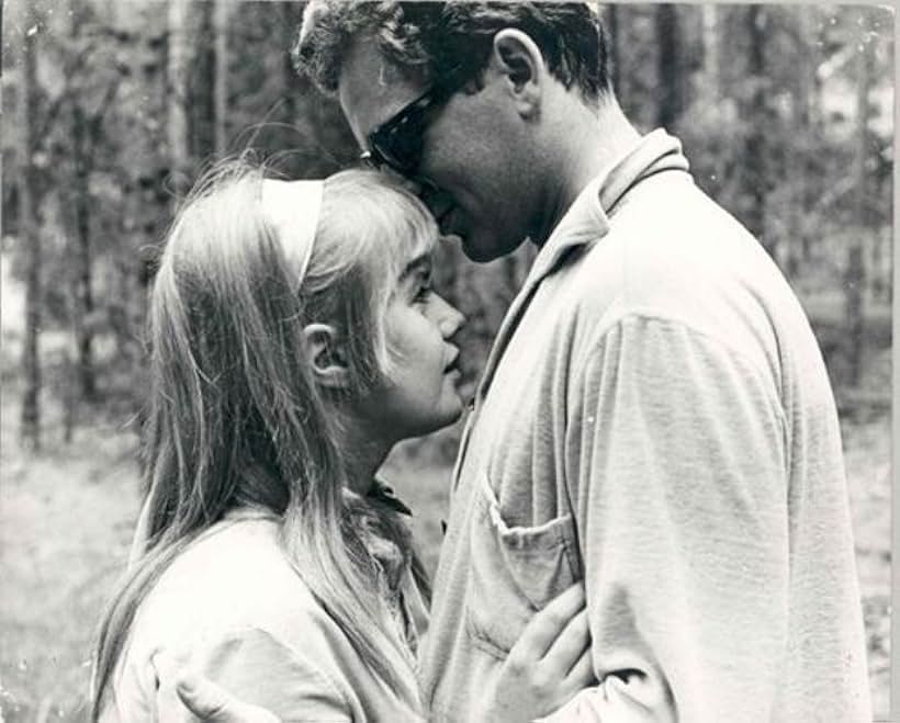 Börje Ahlstedt and Lena Nyman in I Am Curious (Yellow) (1967)