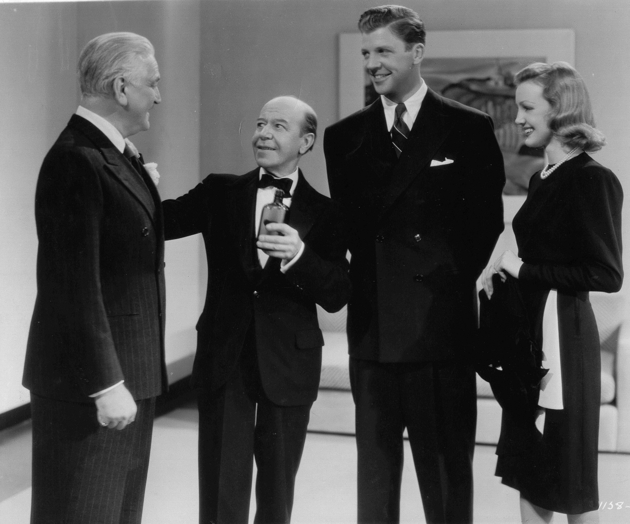 Dan Dailey, Virginia Grey, Donald Meek, and Frank Morgan in Hullabaloo (1940)