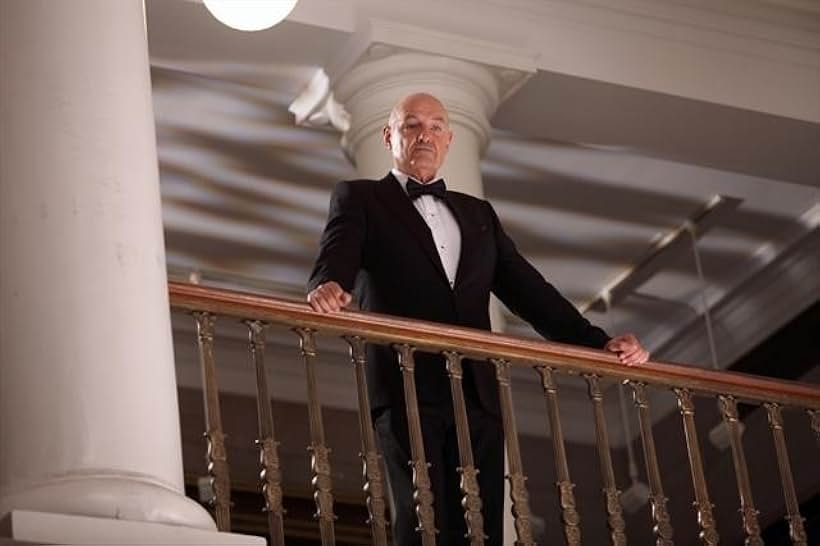 Terry O'Quinn in 666 Park Avenue (2012)