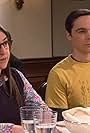 Mayim Bialik and Jim Parsons in The Big Bang Theory (2007)