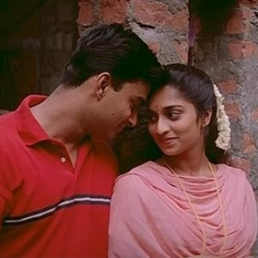 Madhavan and Shalini in Alai Payuthey (2000)