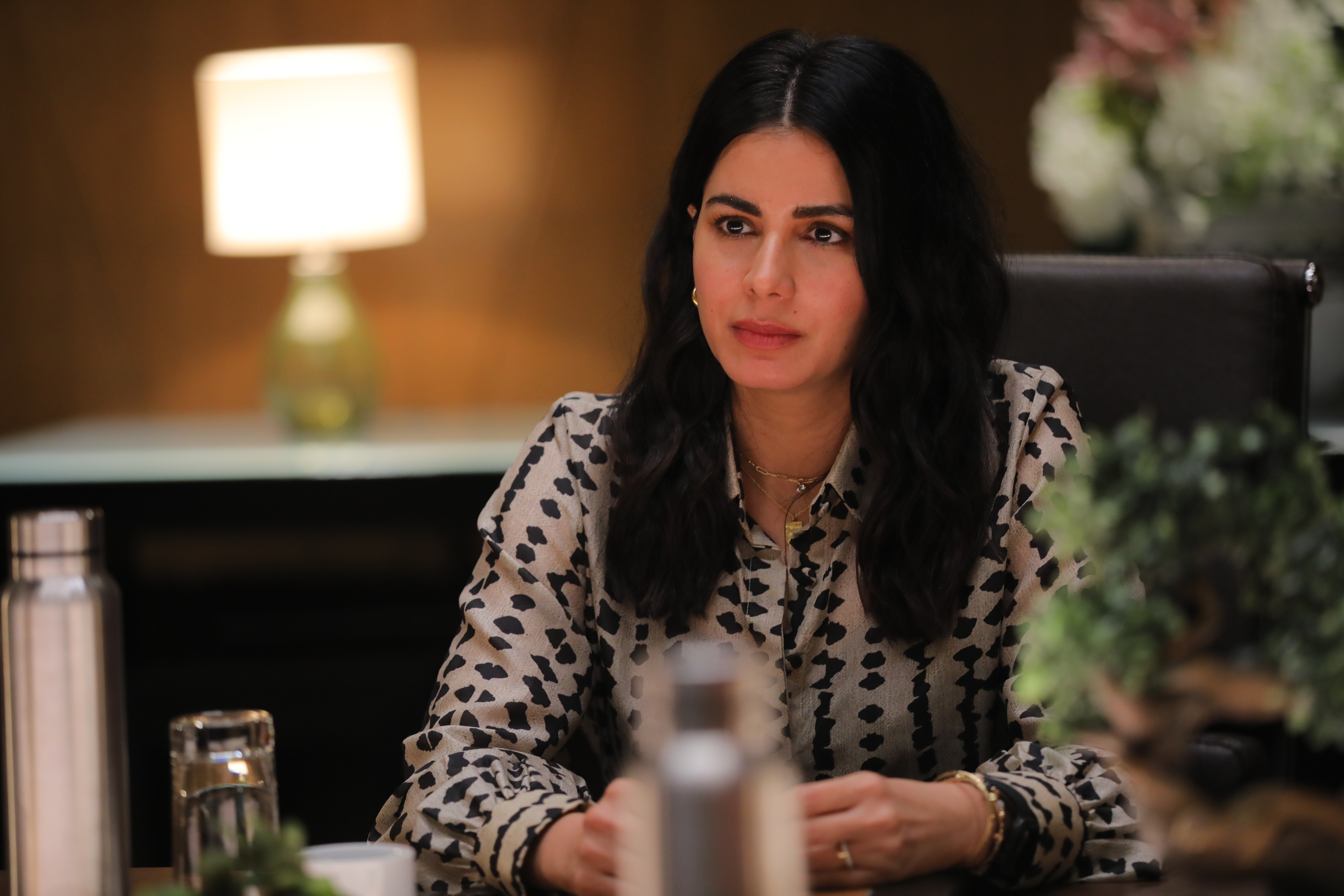 Kirti Kulhari in Human (2022)