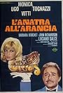 Ugo Tognazzi and Monica Vitti in L'anatra all'arancia (1975)