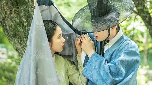 Shin Se-Kyung and Cha Eun-woo in Shinibsagwan Goohaeryung (2019)