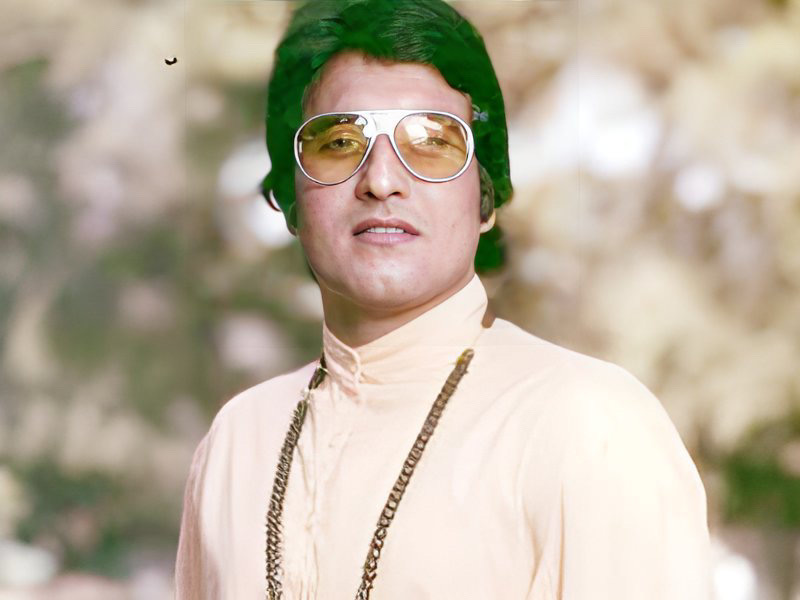 Vinod Khanna in Haath Ki Safai (1974)