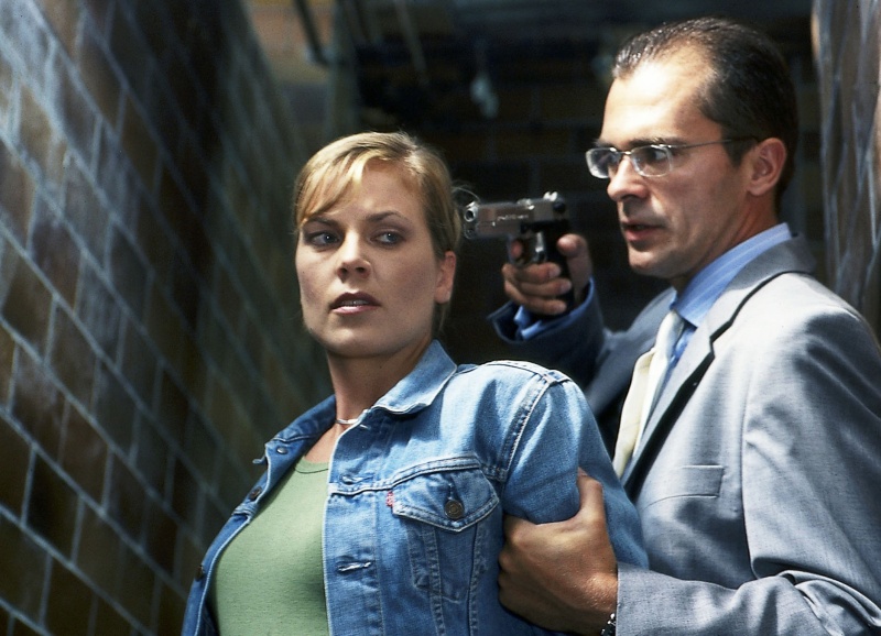 Melanie Marschke and Patrick Winczewski in Leipzig Homicide (2001)