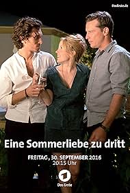 Florian Panzner, Paula Kalenberg, and Vladimir Korneev in Eine Sommerliebe zu Dritt (2016)