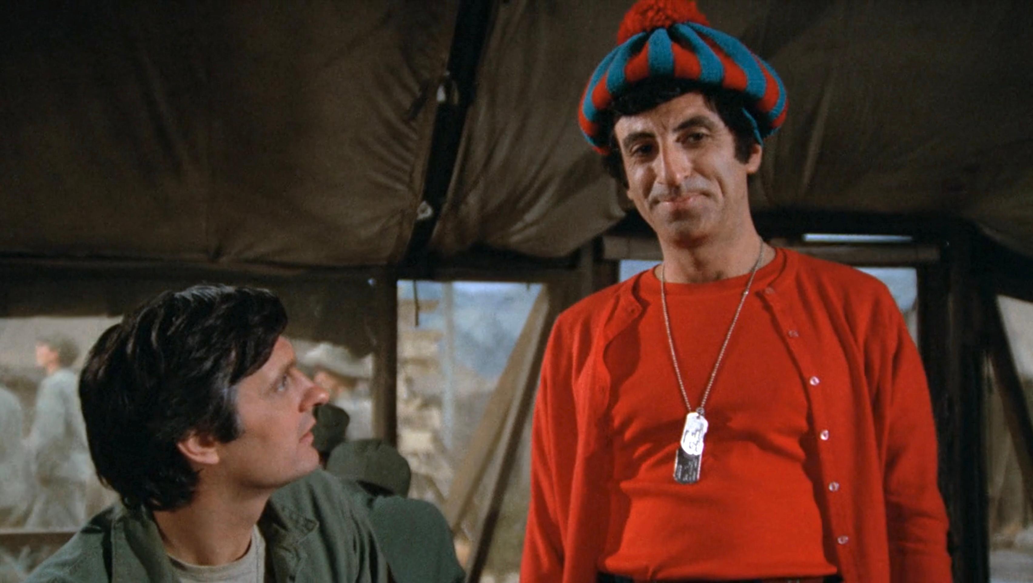 Alan Alda and Jamie Farr in M*A*S*H (1972)