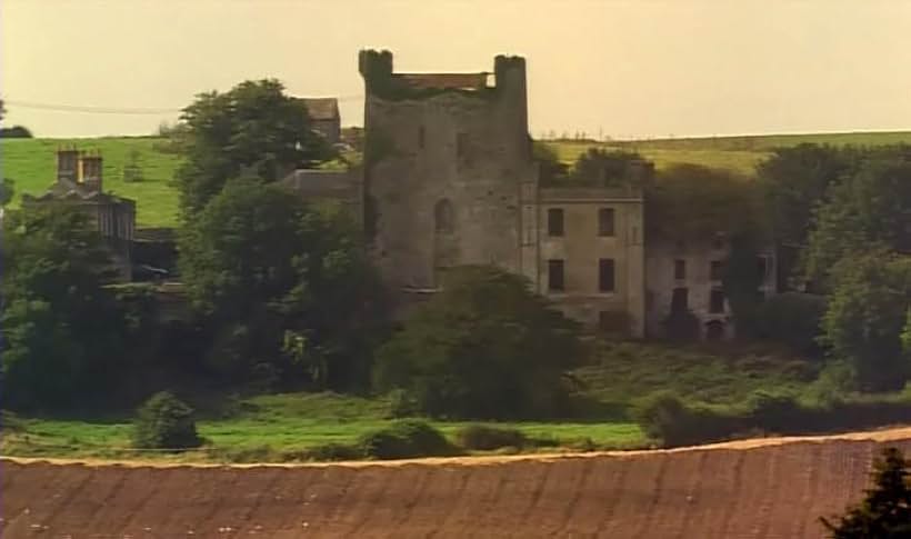 Castle Ghosts of Ireland (1996)