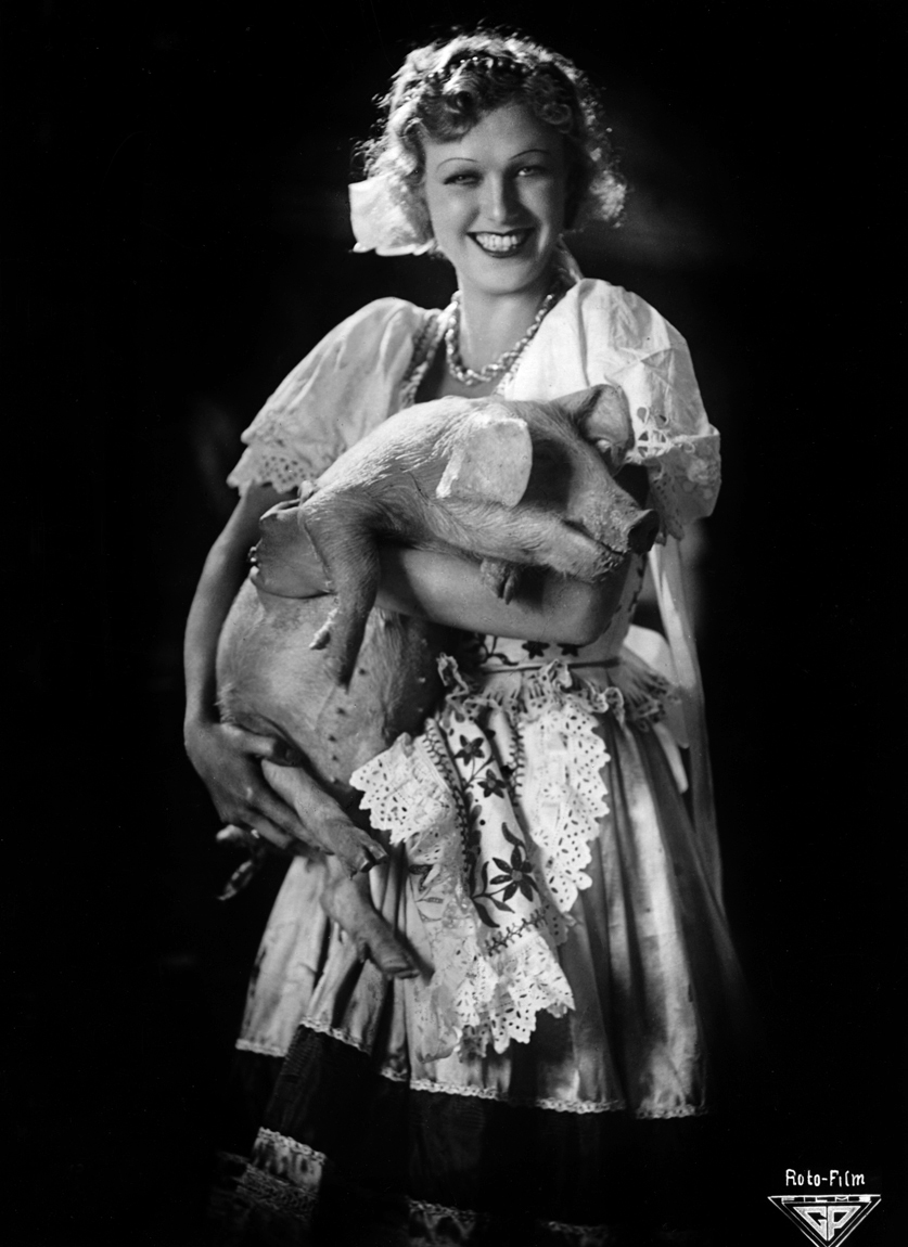 Gretl Theimer in Victoria and Her Hussar (1931)