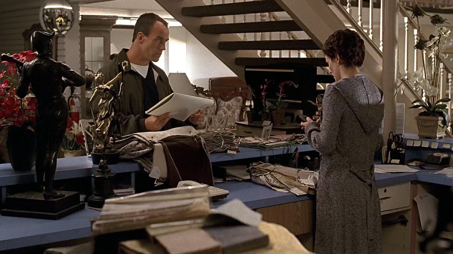 Richard Burgi and Leslie Hope in 24 (2001)