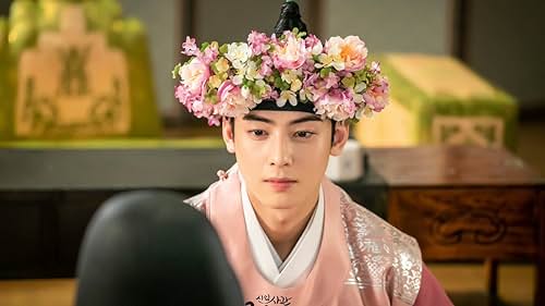 Cha Eun-woo in Shinibsagwan Goohaeryung (2019)